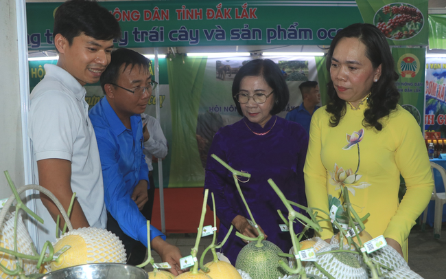 Hoa lan, rau, nấm và hàng trăm sản phẩm OCOP hội tụ về đất thép Củ Chi