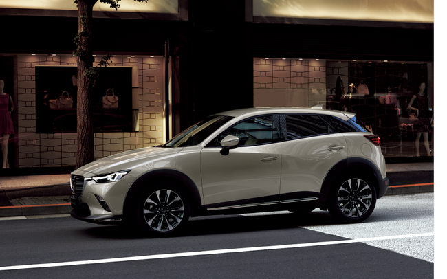 Mazda CX-30 ưu đãi giá mới tương đương 50% LPTB