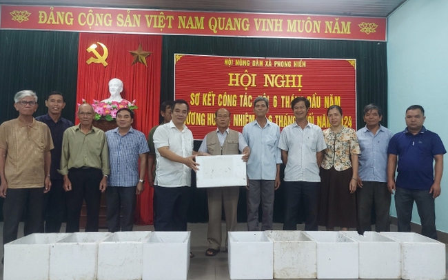 Hội Nông dân tỉnh Thừa Thiên Huế hỗ trợ 120.000 con ốc giống cho hội viên