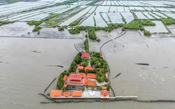 Ngôi làng ở Thái Lan bị nước biển nhấn chìm từng ngày