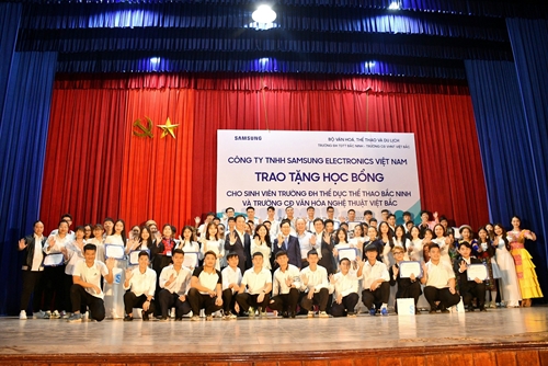 Samsung trao tặng 80 suất học bổng cho sinh viên lĩnh vực văn hóa, thể thao và du lịch