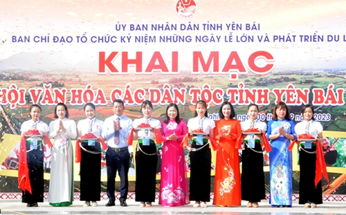 Đặc sắc Ngày hội văn hóa các dân tộc tỉnh Yên Bái