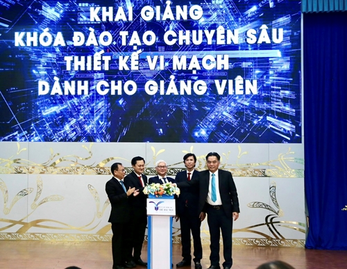 Khai giảng "Khóa đào tạo chuyên sâu thiết kế vi mạch dành cho giảng viên”