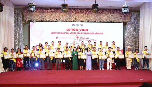 Tôn vinh 100 gương hiến máu tiêu biểu toàn quốc năm 2024