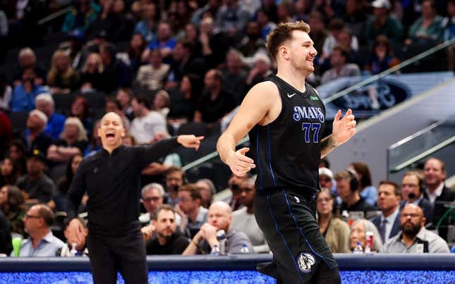 Vòng bảng NBA: Luka Doncic, Mavs áp đảo Clippers