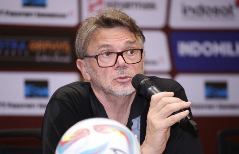 HLV Philippe Troussier: Đội tuyển Việt Nam không từ bỏ, phải thắng ở lượt về