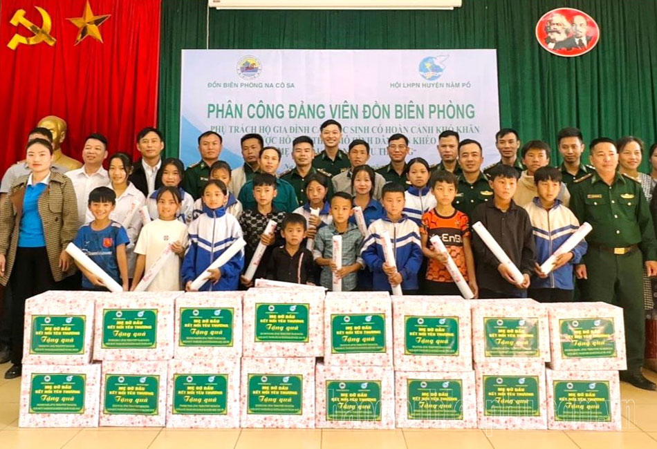 Chăm lo cho trẻ em bằng những hành động thiết thực