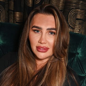 Ngôi sao TOWIE Lauren Goodger xác nhận sự trở lại