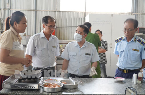 Kiểm tra công tác đảm bảo an toàn thực phẩm tại huyện Châu Thành