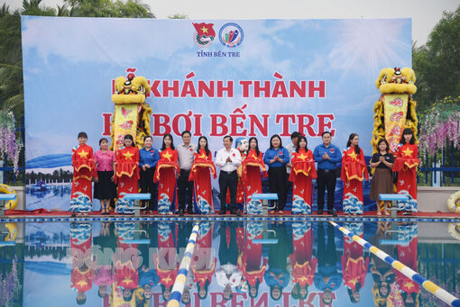 Trung tâm Hoạt động thanh thiếu nhi tỉnh khánh thành hồ bơi Bến Tre