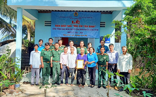 Giồng Trôm quan tâm thực hiện chính sách hậu phương quân đội