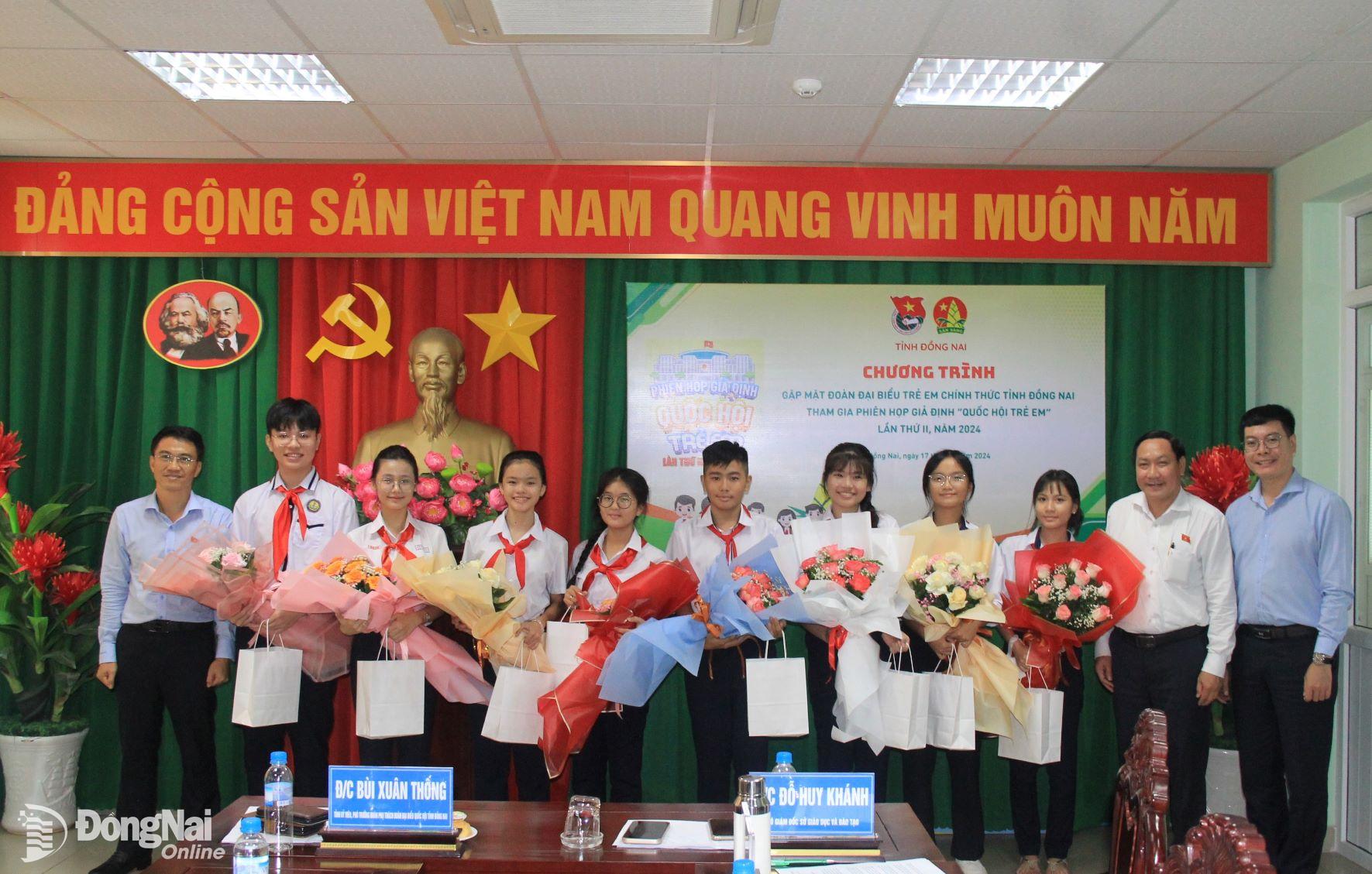 Gặp gỡ 8 đại biểu trẻ em tỉnh Đồng Nai sẽ tham dự phiên họp giả định Quốc hội trẻ em lần thứ II