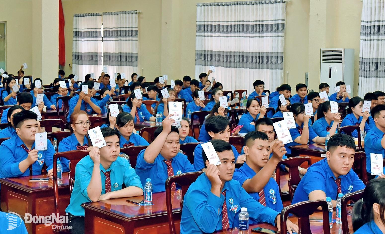 Anh Bùi Xuân Quyết làm Chủ tịch Hội Liên hiệp thanh niên huyện Thống Nhất khóa VII