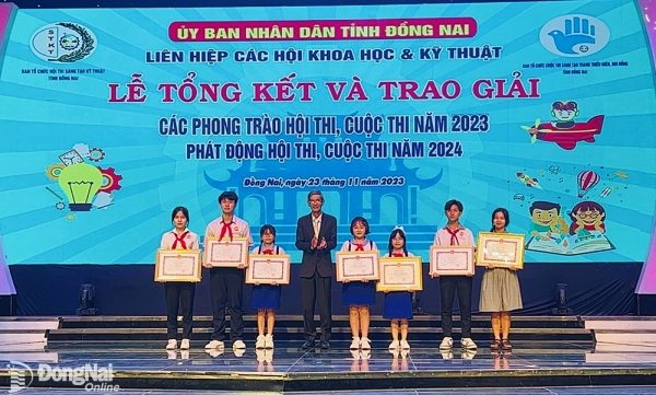 Trò chơi vận động cùng bé