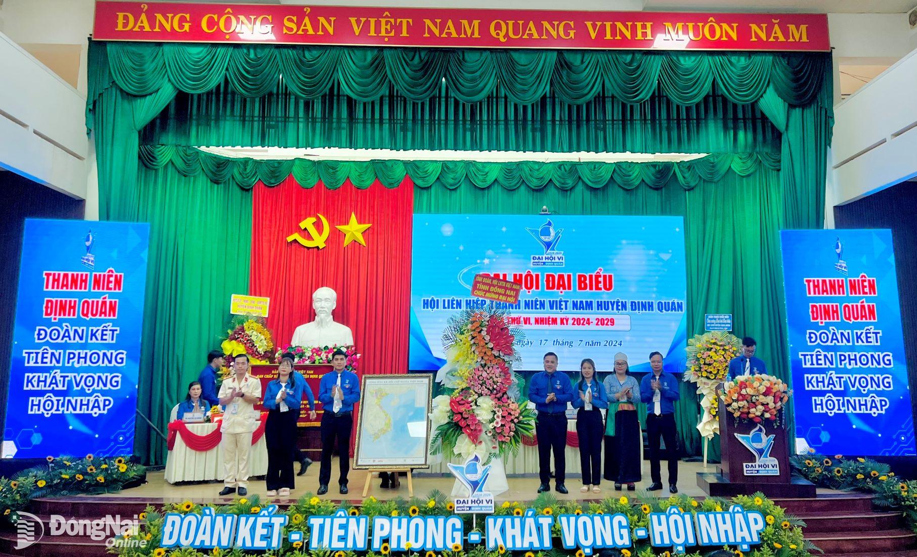 Anh Hoàng Văn Đông tái đắc cử chức danh Chủ tịch Hội Liên hiệp thanh niên huyện Định Quán khóa VI