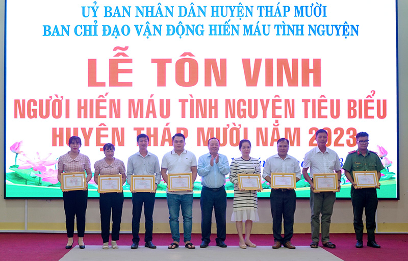 Hiến máu tình nguyện - nghĩa cử cao đẹp