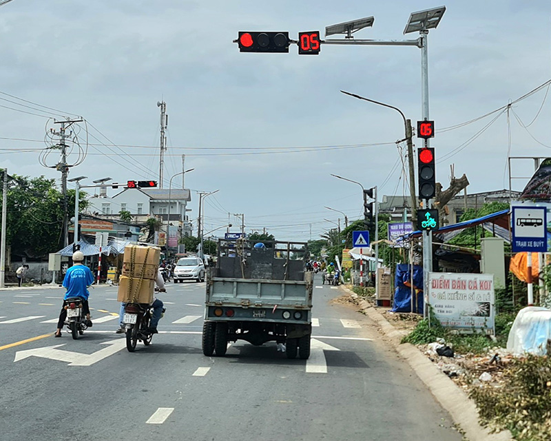 Đèn tín hiệu giao thông đã phát huy hiệu quả hoạt động