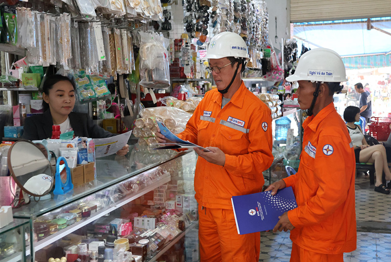 Tăng cường công tác phòng cháy, chữa cháy tại các chợ và trung tâm thương mại dịp Tết