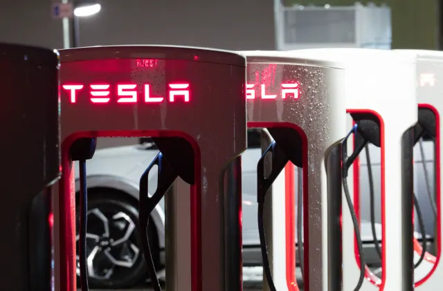 Elon Musk xác nhận mẫu Tesla giá rẻ mới sẽ ra mắt vào năm 2025