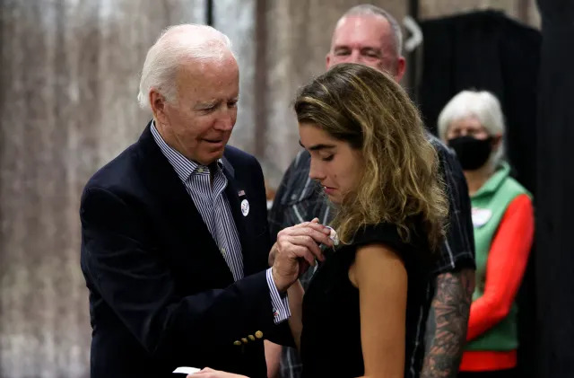 Ban giám sát của Meta cho biết video Joe Biden được chỉnh sửa độc hại có thể vẫn còn trên Facebook