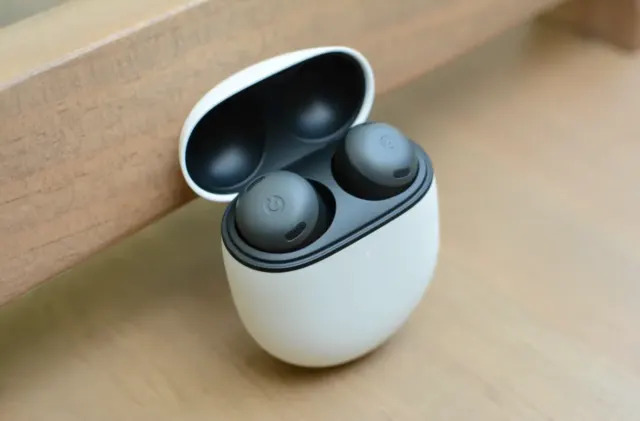 Google Pixel Buds Pro hiện đang được bán với giá 140 USD