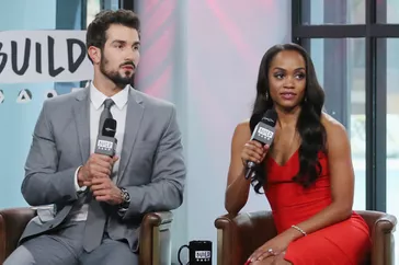 Bryan Abasolo của Bachelorette đệ đơn ly hôn Rachel Lindsay sau 4 năm chung sống