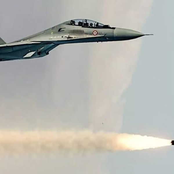 Sau tên lửa BrahMos, Ấn Độ, Liên minh mắt trên các chiến binh Sukhii; tháng 5 Xuất ra Su-30 Flankss to Allies