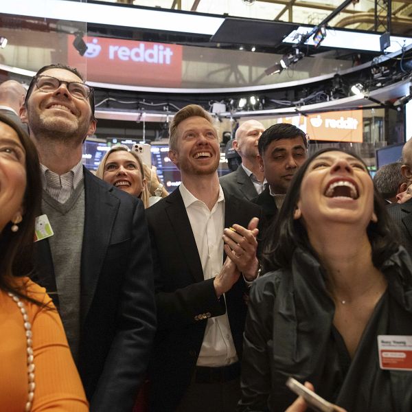 Reddit’s market value climbs to almost $10 billion following IPO debut