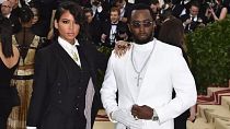 Sean 'Diddy' Combs và ca sĩ Cassie giải quyết vụ kiện cáo buộc lạm dụng