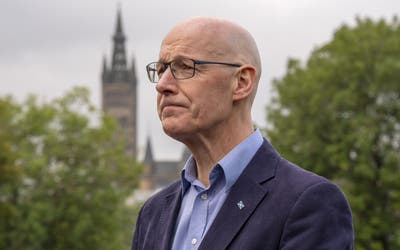 John Swinney “được ban phước tại buổi quyên góp quần áo của Thủ tướng