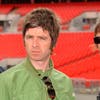 Liam và Noel Gallagher trêu Oasis thông báo đoàn tụ