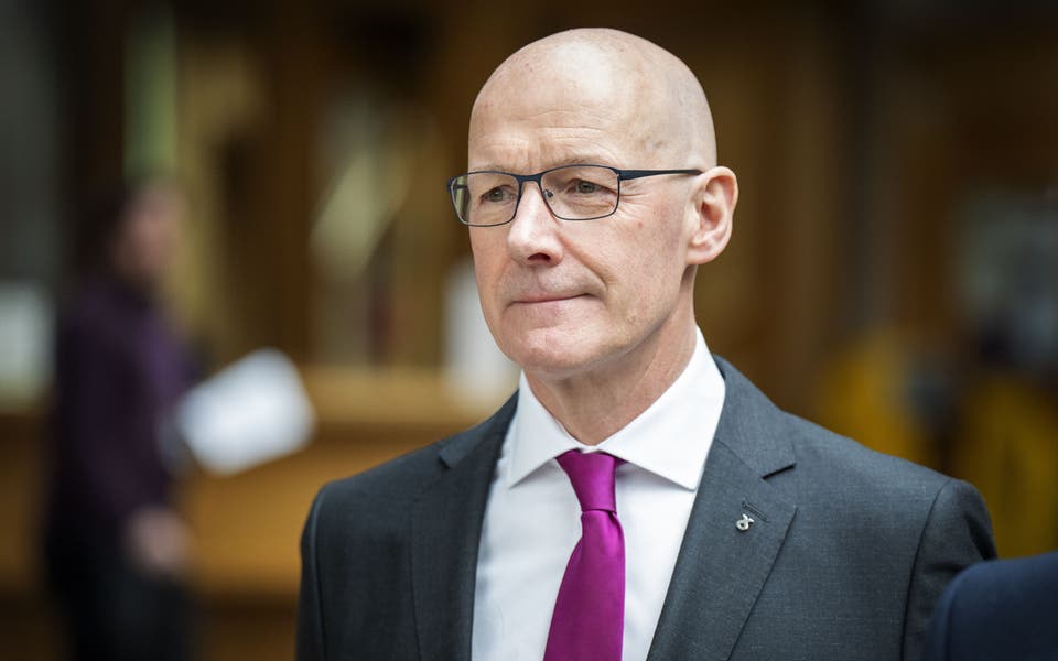 Anh John Swinney được phong làm Thủ Tướng đầu tiên của Scotland