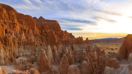 Công viên bang Nevada bị đánh giá thấp này trông giống như Công viên quốc gia Badlands không có đám đông