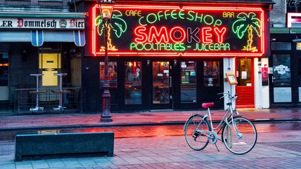 Tại sao 'Coffeeshop' là một cách vui vẻ để trải nghiệm Amsterdam như một người địa phương, Rick Steves