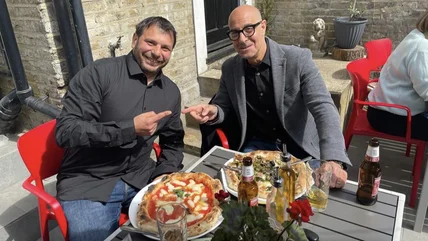 Nơi bán pizza ngon nhất London, theo như máy hàng Stanley Tucci