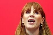 Angela Rayner phá vỡ im lặng trên Diane Abbott hàng với sự can thiệp kịch tính