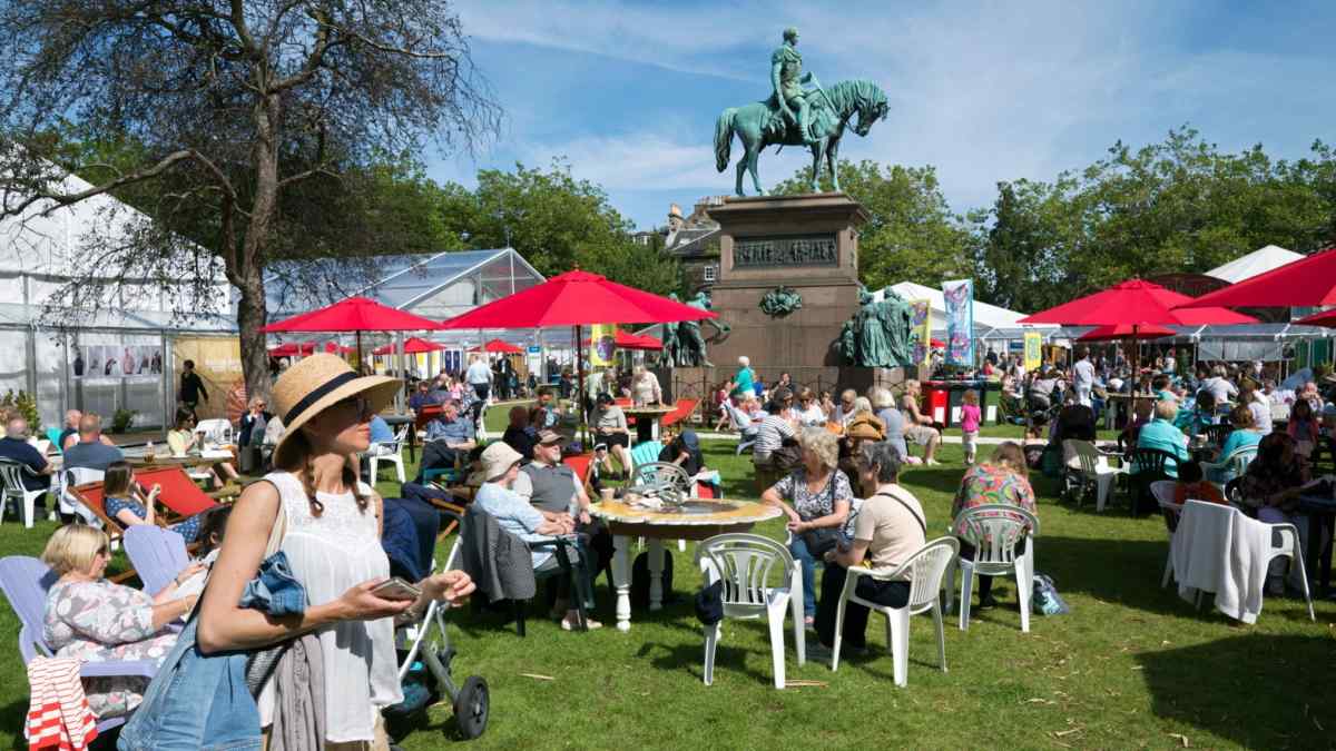 Baillie Gifford và Festival sách Edinburgh kết thúc sự hợp tác sau áp lực của nhà hoạt động