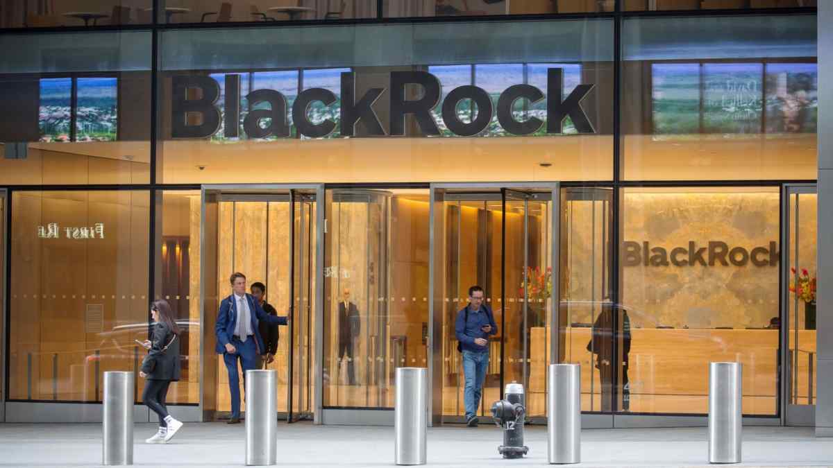 Vanguard và các đối thủ giành được chỗ đứng trên BlackRock trên thị trường ETF Hoa Kỳ