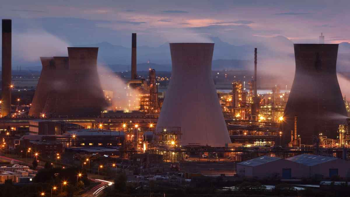 Nhà máy lọc dầu Grangemouth của Scotland sẽ đóng cửa vào đầu năm 2025