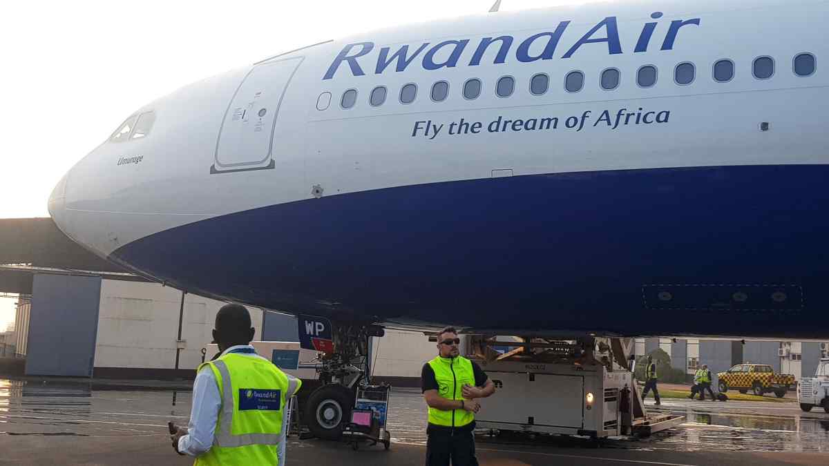 RwandAir nói rằng đường hàng không Qatar đang tiến gần để có được cọc