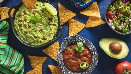 Một chuyên gia nghiên cứu về rượu ngon nhất để uống với Guacamole và Salsa