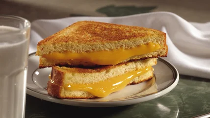 How To Make Grilled Cheese Sandwiches With A Hot Iron