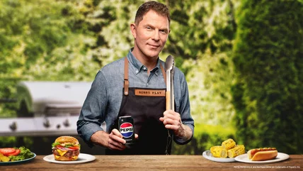 Pepsi hợp tác với Bobby Flay để phóng 2 chiếc lá mùa xuân