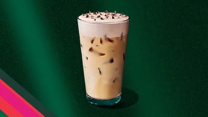 Starbucks vừa tung ra Mocha màu trắng bạc hà vui vẻ chỉ trong thời gian giới hạn