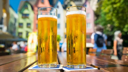 Điều gì làm Kölsch bia khác với Pilsner?