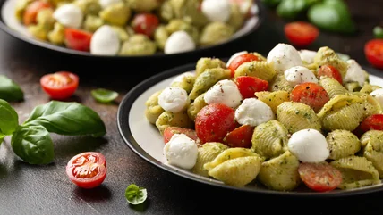 Dành cho món pasta Salad ngon nhất, hình bầu dục