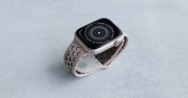 Trải nghiệm nhanh Apple Watch Series 9 chính hãng: Thiết kế quen thuộc, nâng cấp tính năng và thêm lựa chọn dây