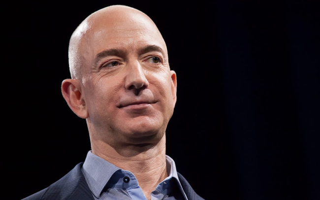 Jeff Bezos lo lắng: Amazon đang bị bỏ lại trong cuộc đua AI?