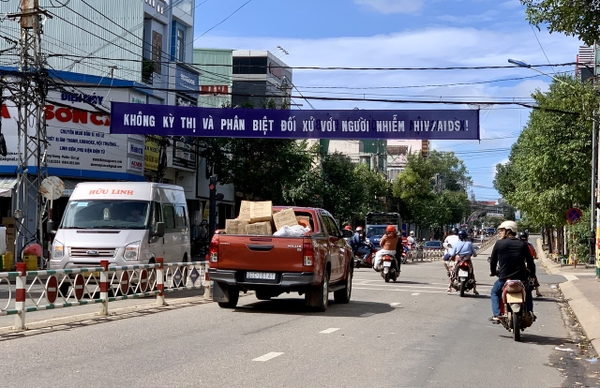 Gia Lai: Triển khai Tháng cao điểm Dự phòng lây truyền HIV từ mẹ sang con