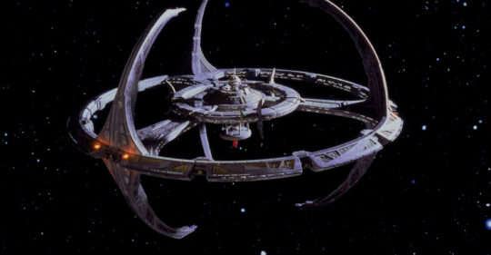 Star Trek DS9 Tập vinh dự của film Trek cổ điển